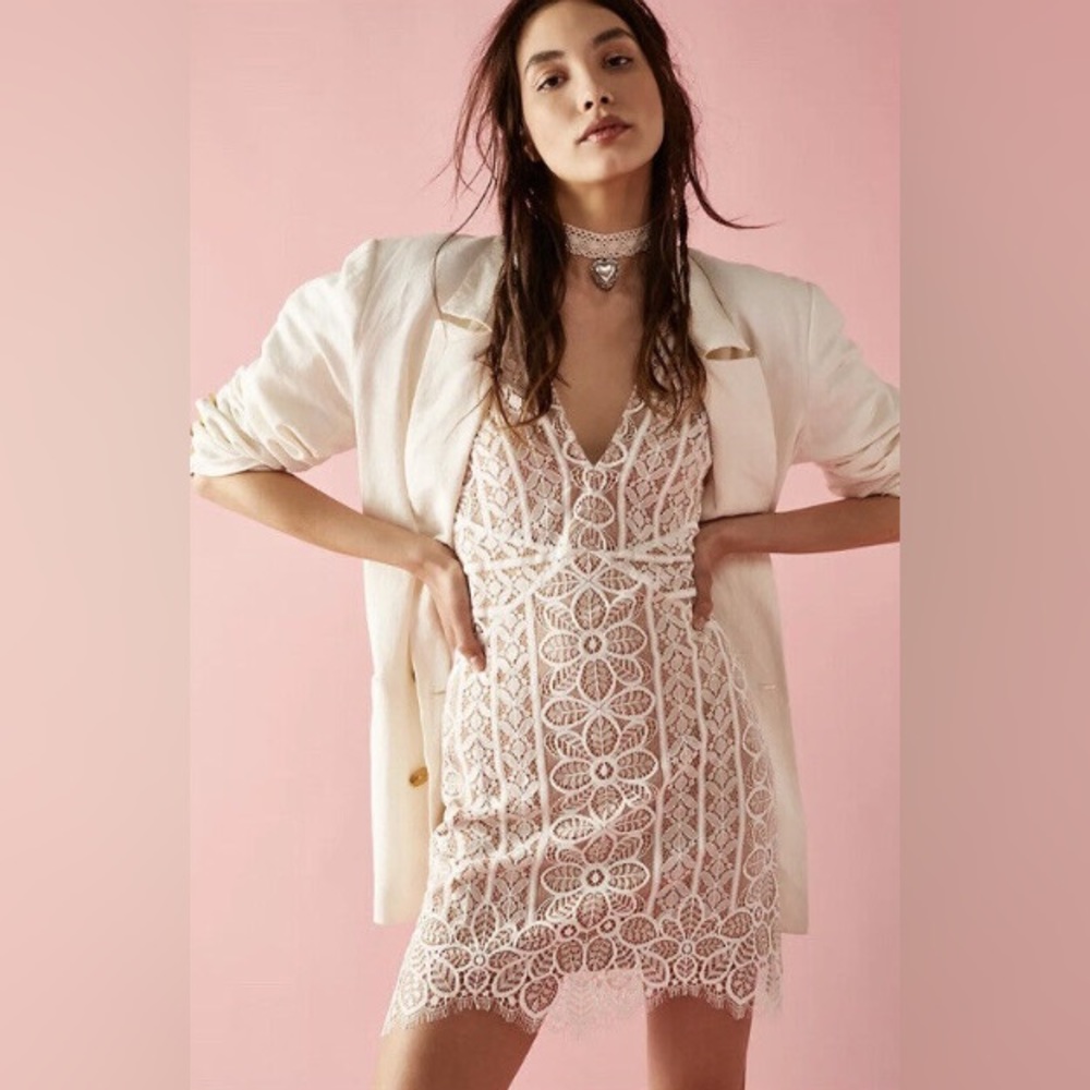 NWT For Love and Lemons Lyla Lace Minidress xl